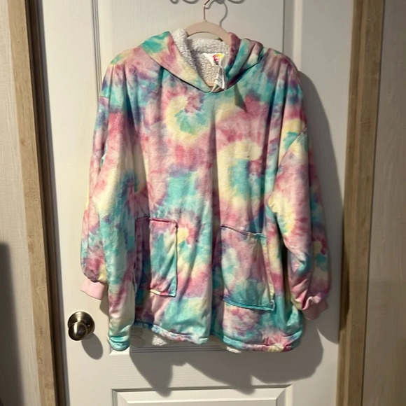 Cuddle Crew Jr Tops - Tie dye women’s hoodie